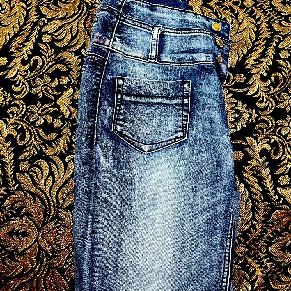 Blue stretch jeans in mint condition look for and awesome owner